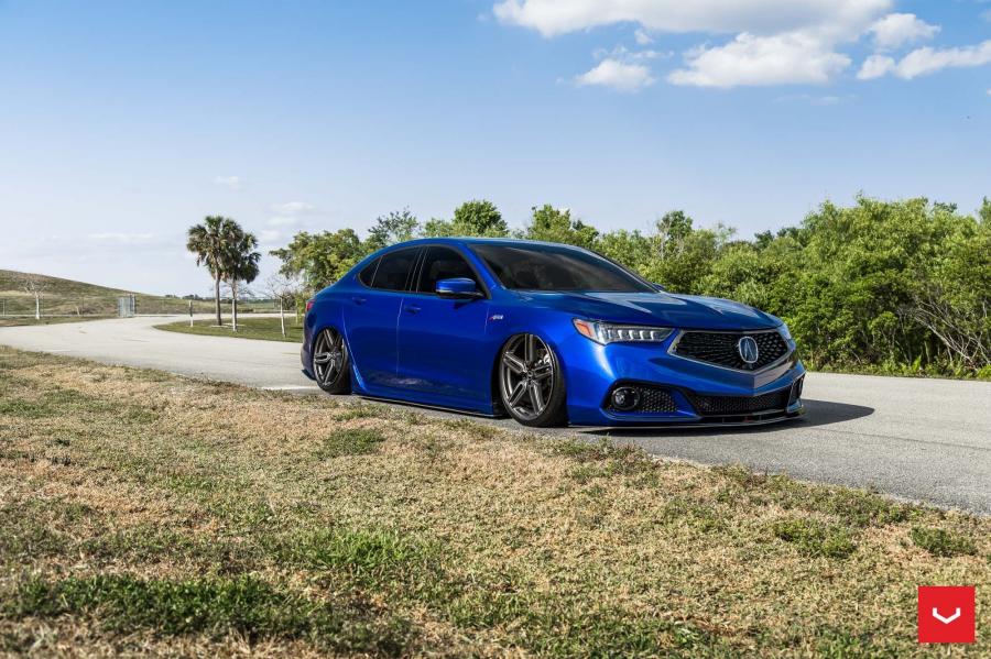  Acura TLX on Vossen Wheels (HF-1) 2018 года  (фото 8 из 13)